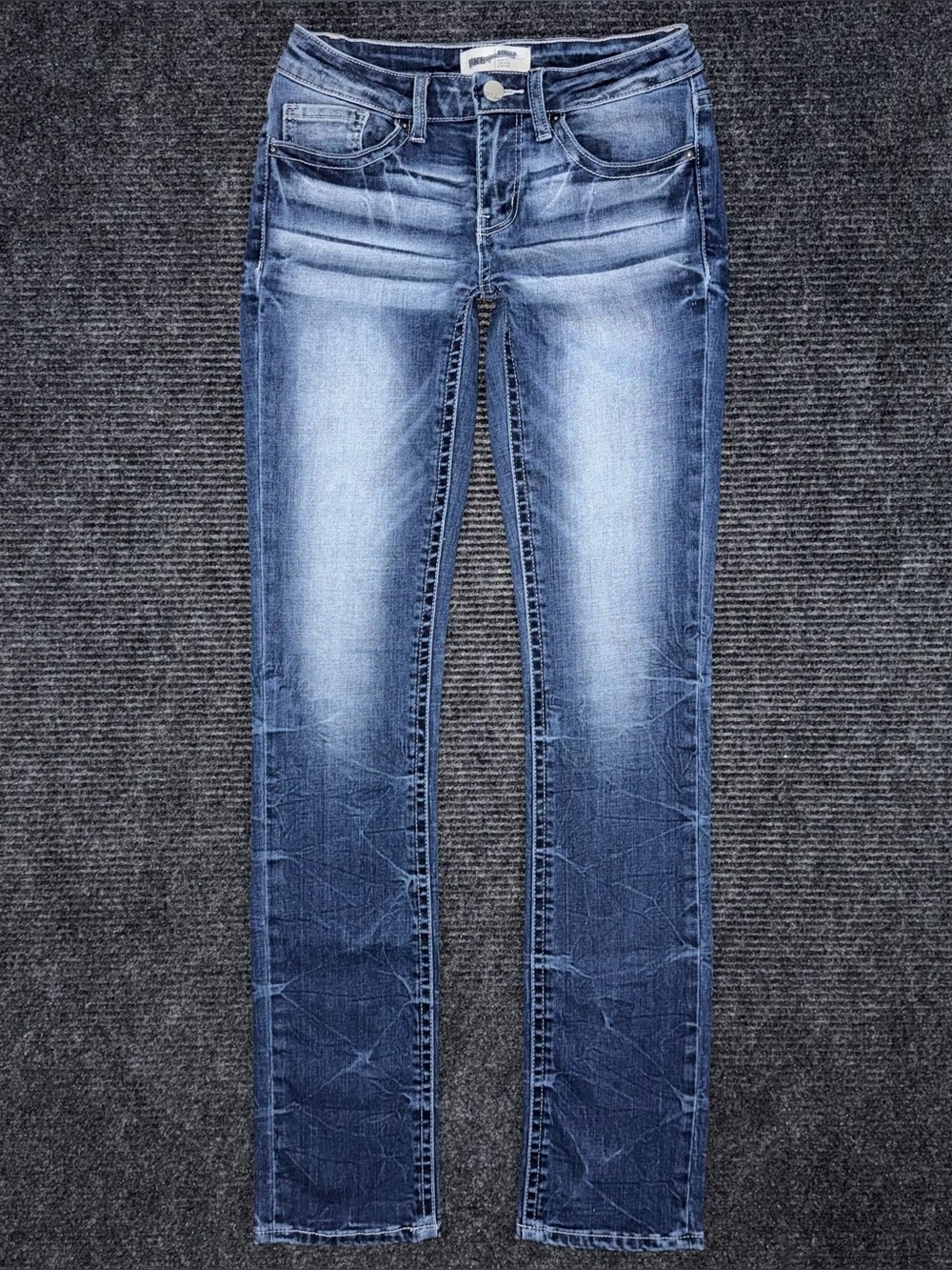 Buckle BKE Stella Slim Fit Low Rise Straight Stretch Jeans 26 x 34 LONG BGK303